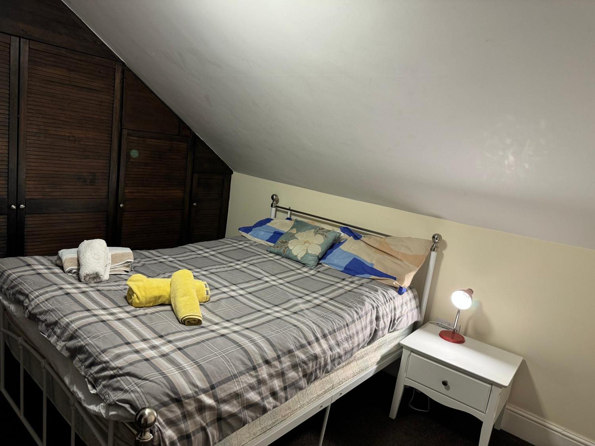 Comfortable Home Away From Home, Town Centre, Free Parking,Multiple Rooms Челтенхам Экстерьер фото